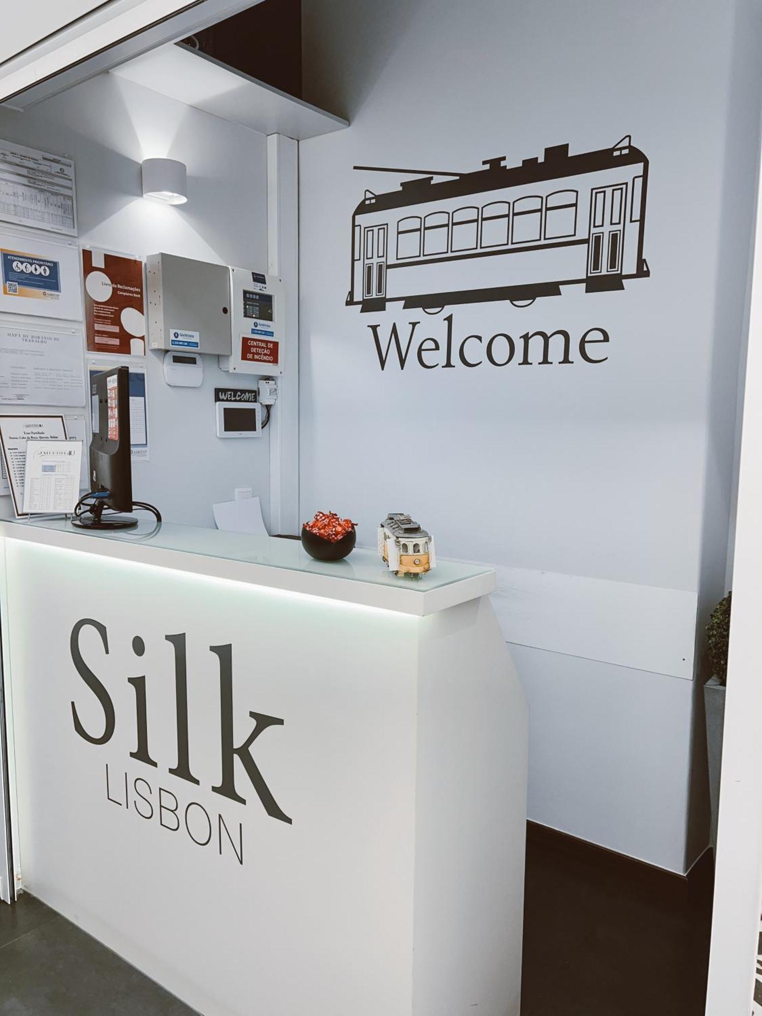 Silk Lisbon Bed & Breakfast Bagian luar foto